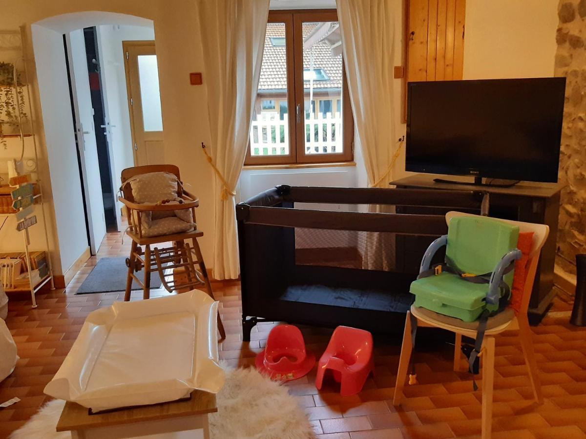 Joli Gite Rural Dans Un Havre De Paix Saint-Bonnet-le-Troncy Dış mekan fotoğraf