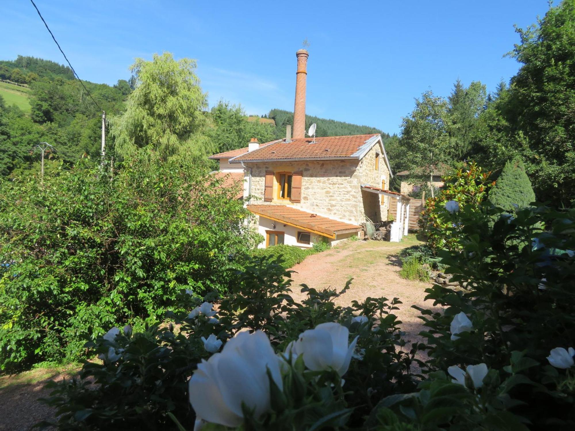 Joli Gite Rural Dans Un Havre De Paix Saint-Bonnet-le-Troncy Dış mekan fotoğraf
